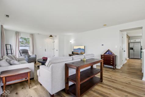 3642 Limelight Lane Whitestown IN 46075