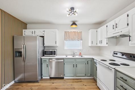 3642 Limelight Lane Whitestown IN 46075