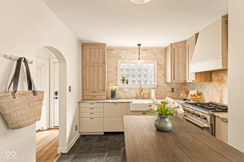 219 Blue Ridge Road Indianapolis IN 46208