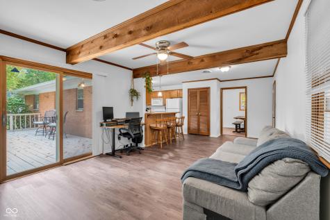 4904 E 70th Street Indianapolis IN 46220
