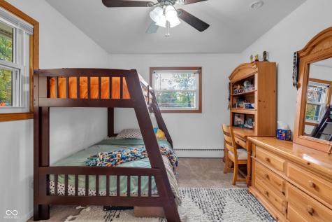 4904 E 70th Street Indianapolis IN 46220