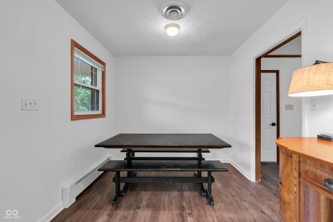 4904 E 70th Street Indianapolis IN 46220