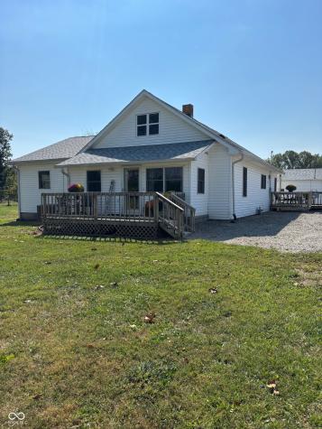 6951 W 450 S Columbus IN 47201