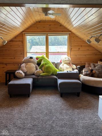 6951 W 450 S Columbus IN 47201