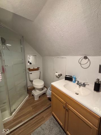 6951 W 450 S Columbus IN 47201