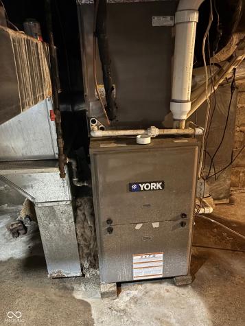 6951 W 450 S Columbus IN 47201