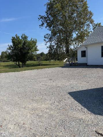 6951 W 450 S Columbus IN 47201