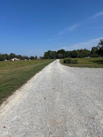 6951 W 450 S Columbus IN 47201