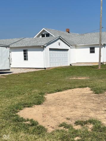 6951 W 450 S Columbus IN 47201