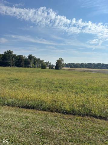 6951 W 450 S Columbus IN 47201