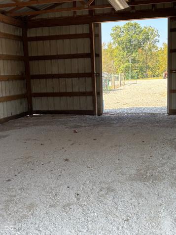 6951 W 450 S Columbus IN 47201