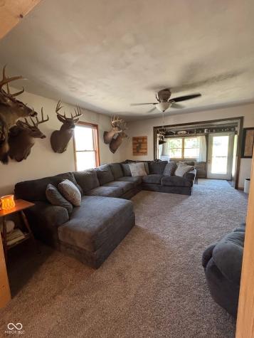 6951 W 450 S Columbus IN 47201