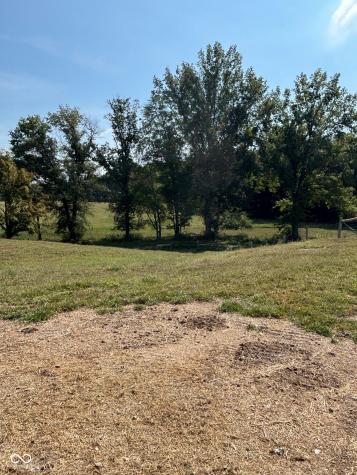 6951 W 450 S Columbus IN 47201