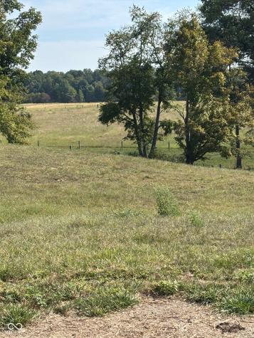 6951 W 450 S Columbus IN 47201