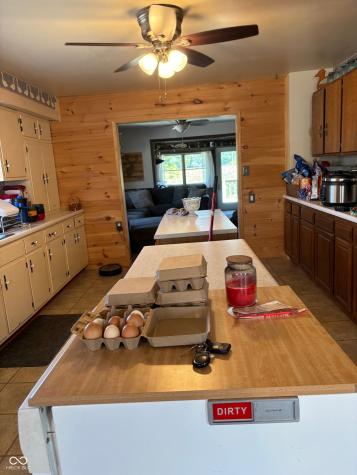 6951 W 450 S Columbus IN 47201