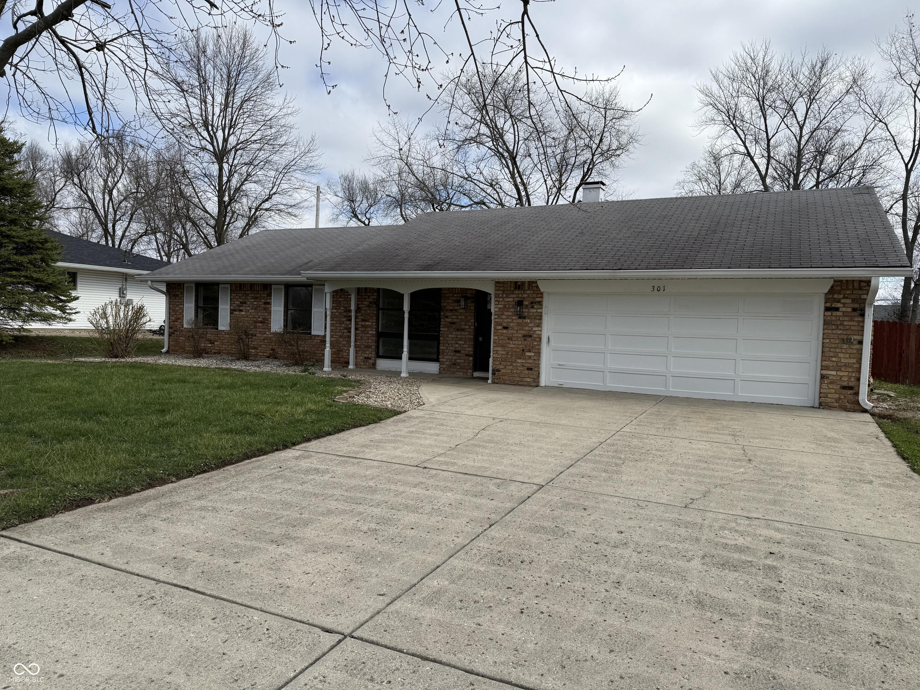 301 Meadow Drive Greenwood IN 46142