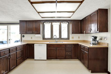 810 Granada Drive Greenwood IN 46143