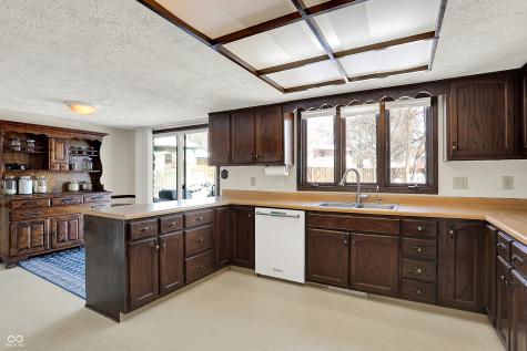 810 Granada Drive Greenwood IN 46143