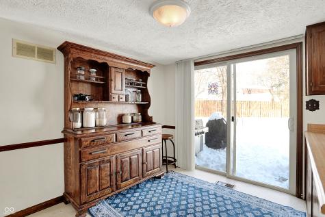 810 Granada Drive Greenwood IN 46143