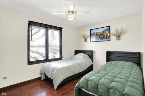 810 Granada Drive Greenwood IN 46143