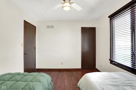 810 Granada Drive Greenwood IN 46143