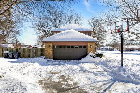 810 Granada Drive Greenwood IN 46143