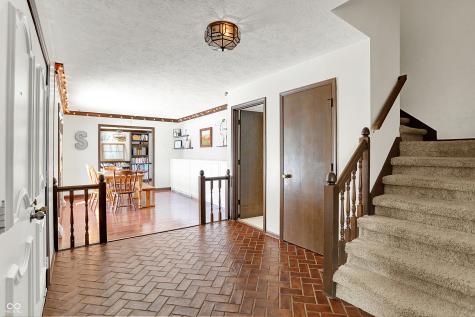 810 Granada Drive Greenwood IN 46143