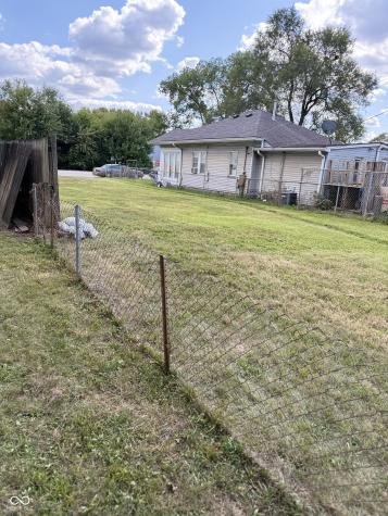 1846 W Minnesota Street Indianapolis IN 46221