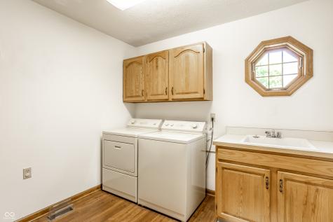 942 Arrowwood Drive Carmel IN 46033