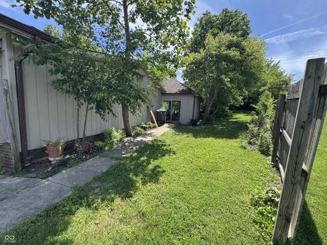 825 Parkview Drive Rushville IN 46173