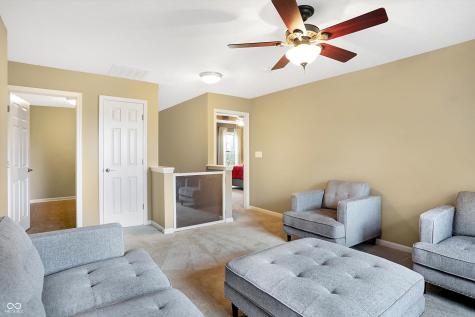 6246 N Woods Edge Drive Mccordsville IN 46055