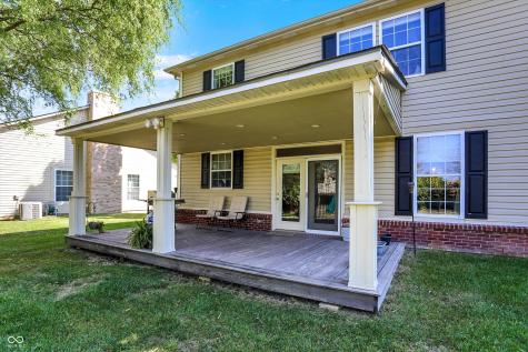 6246 N Woods Edge Drive Mccordsville IN 46055