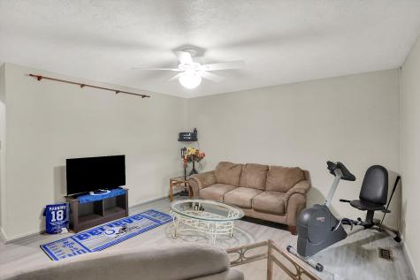 8314 Christiana Lane Indianapolis IN 46256