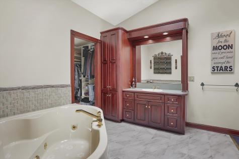 8314 Christiana Lane Indianapolis IN 46256