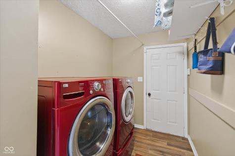 6713 Eagles Wing Drive Indianapolis IN 46214