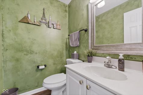 6713 Eagles Wing Drive Indianapolis IN 46214