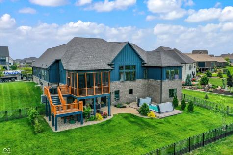 18398 Cross Lakes Court Westfield IN 46074