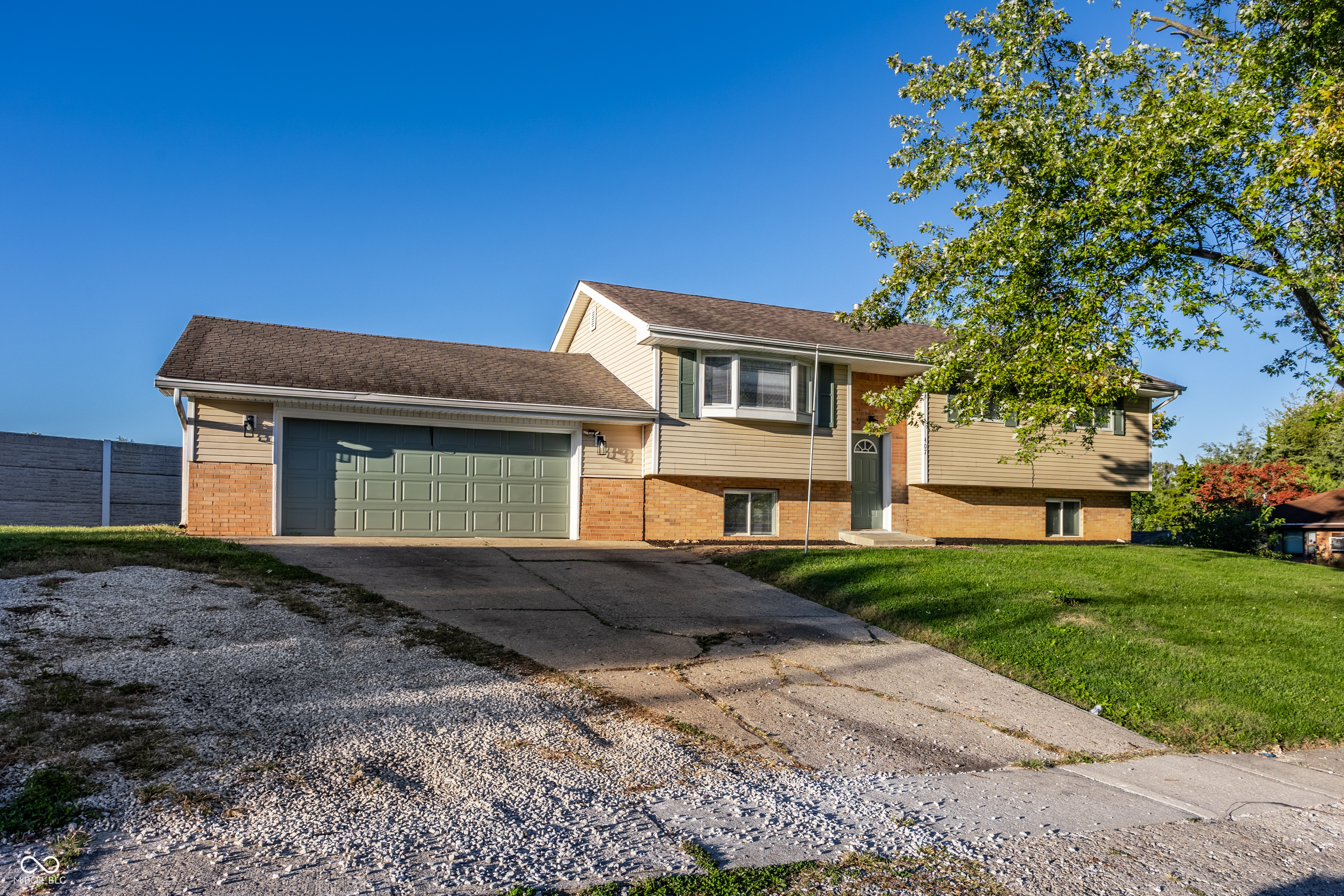 407 Ada Lane Beech Grove IN 46107