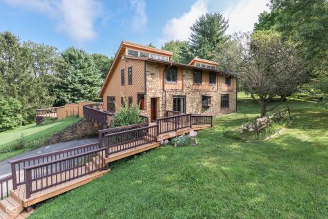1628 Ridge Hill Avenue Indianapolis IN 46217