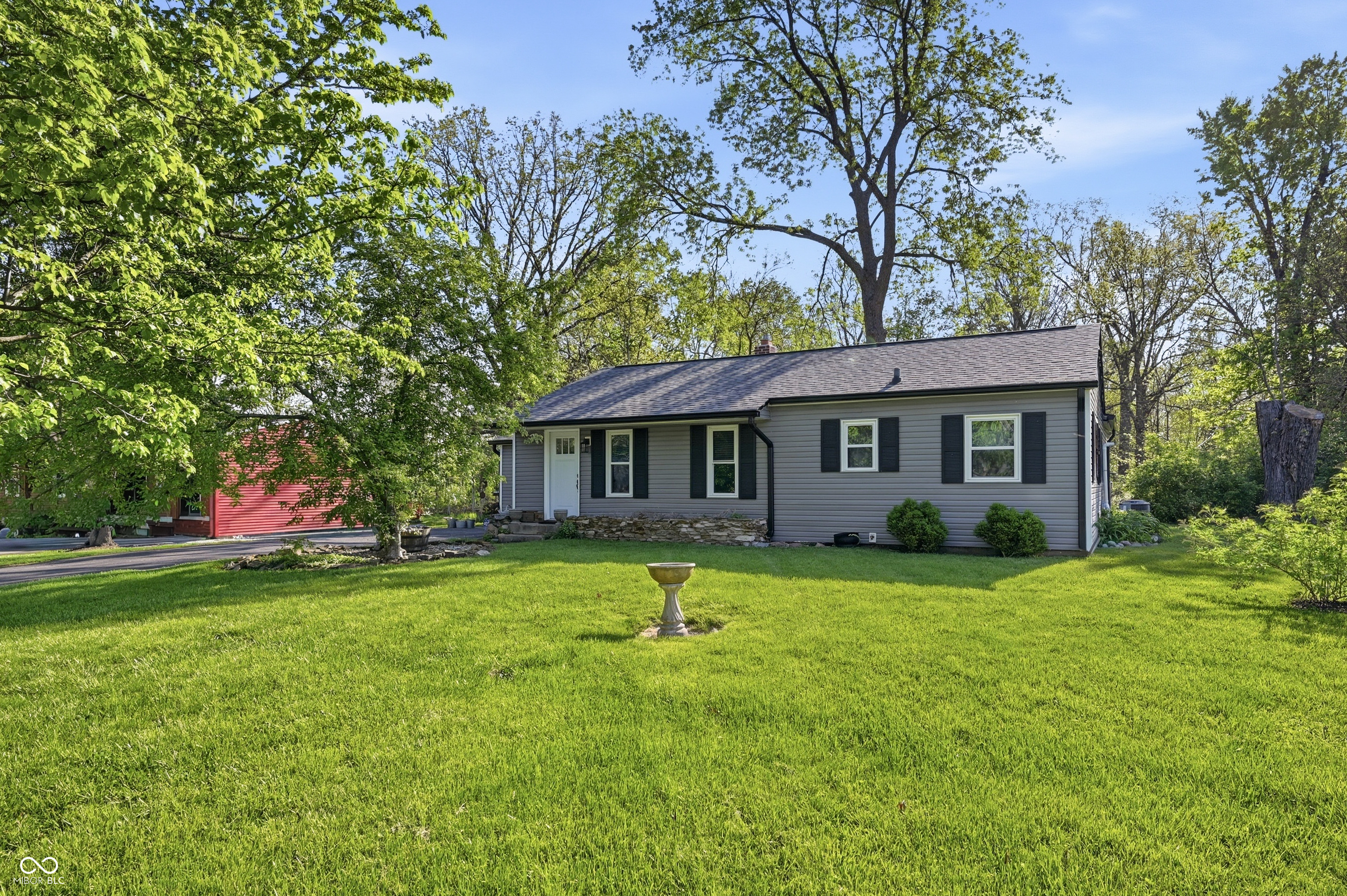 7805 N Alton Avenue Indianapolis IN 46268