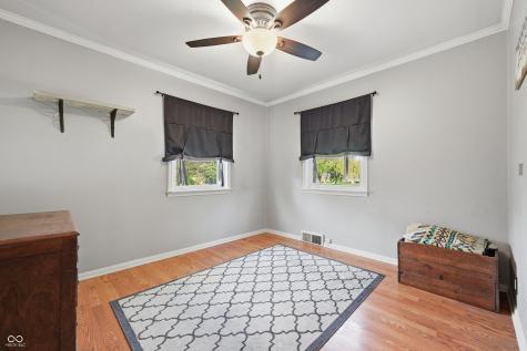 7805 N Alton Avenue Indianapolis IN 46268