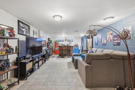 7805 N Alton Avenue Indianapolis IN 46268