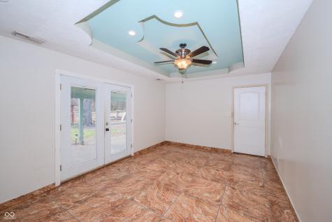 7832 Hearthstone Way Indianapolis IN 46227