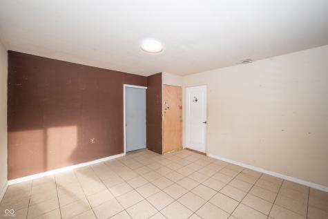 7832 Hearthstone Way Indianapolis IN 46227