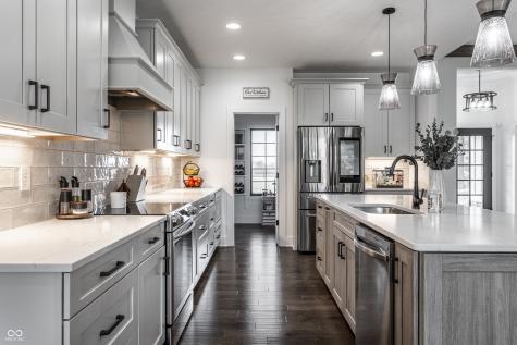 195 N 300 W Lebanon IN 46052