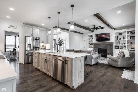195 N 300 W Lebanon IN 46052