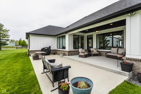 195 N 300 W Lebanon IN 46052