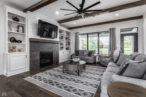 195 N 300 W Lebanon IN 46052