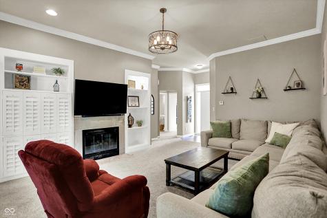 1646 Foxmere Boulevard Greenwood IN 46142