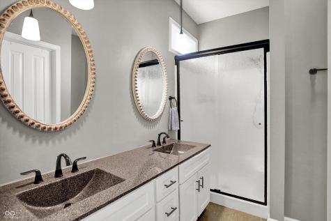 1646 Foxmere Boulevard Greenwood IN 46142